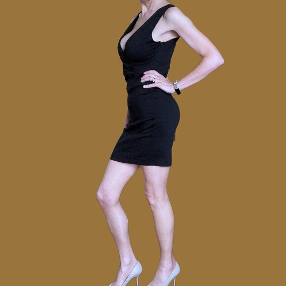 Dress - Picture 3 of 3